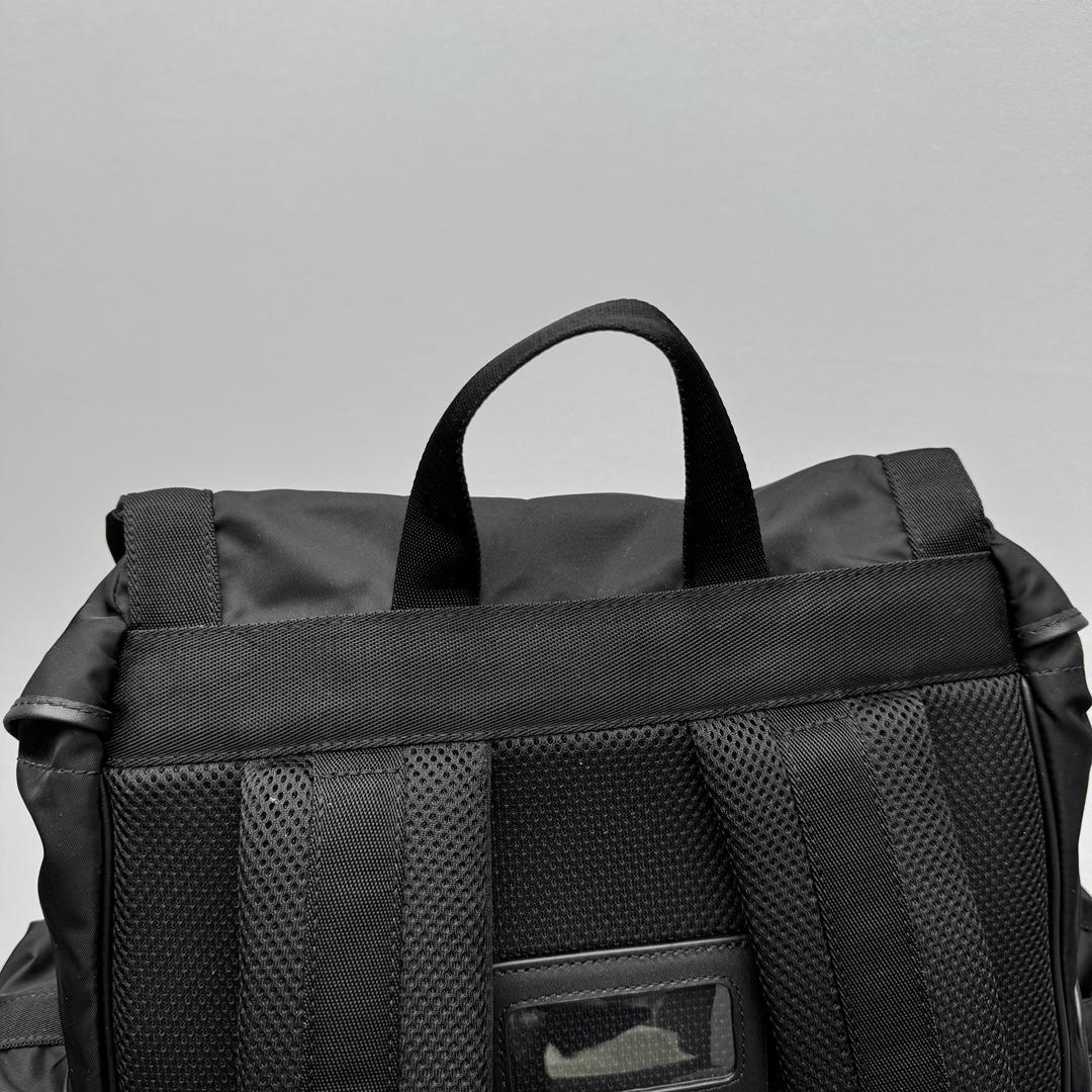 Maison Margiela Black High Tech XL Backpack - DesignerGu