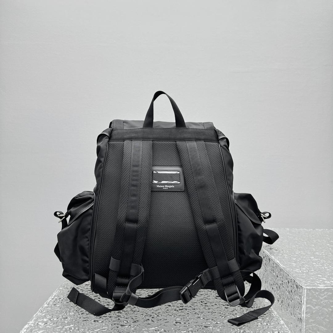 Maison Margiela Black High Tech XL Backpack - DesignerGu