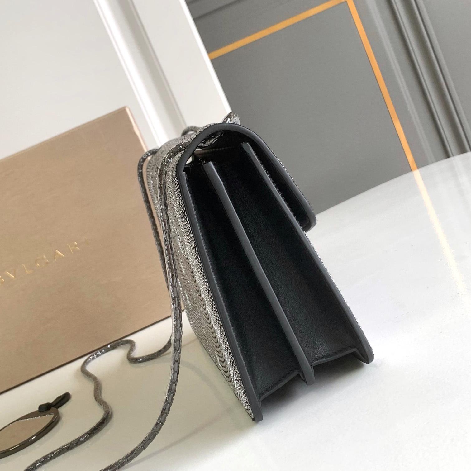 Bvlgari Serpenti Forever Shoulder Bag  25X16.5X8cm - DesignerGu