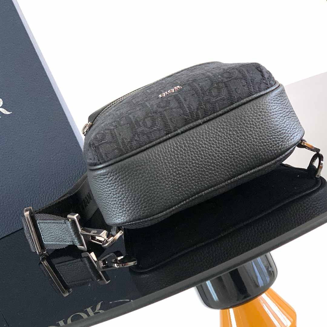 Dior Rider 2.0 Sling Bag  - DesignerGu