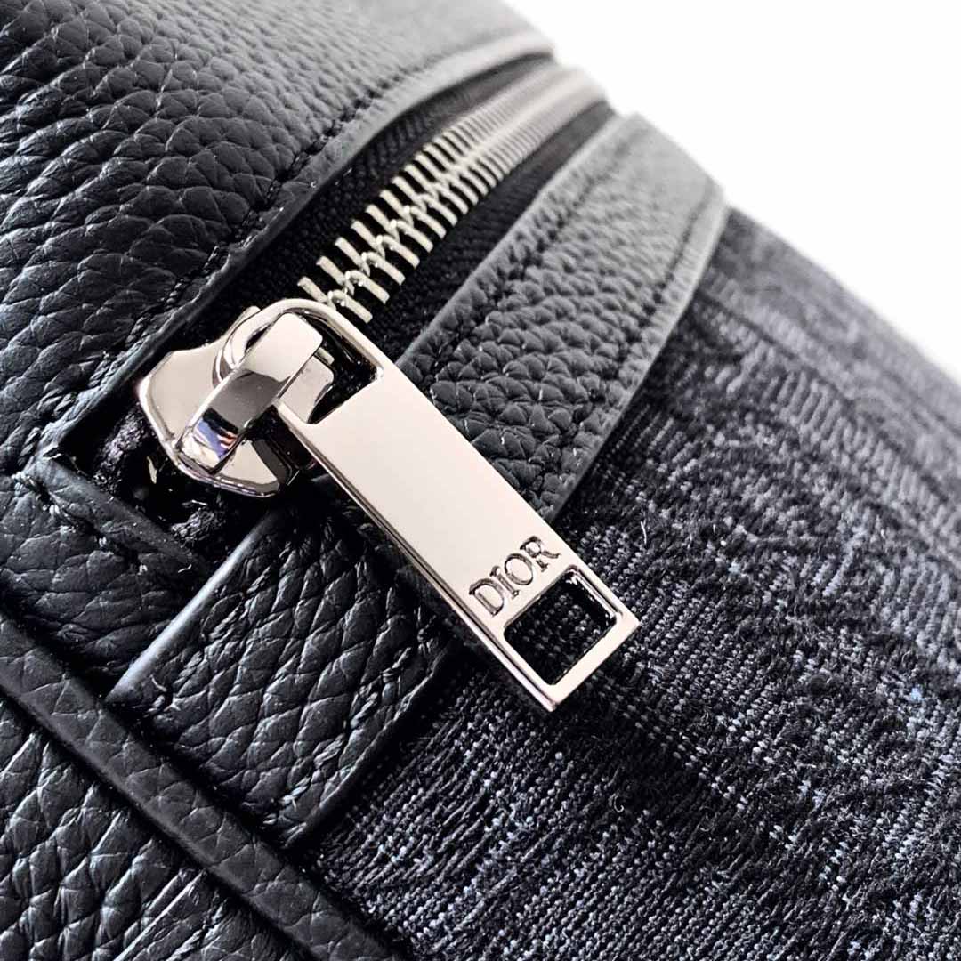 Dior Rider 2.0 Sling Bag  - DesignerGu