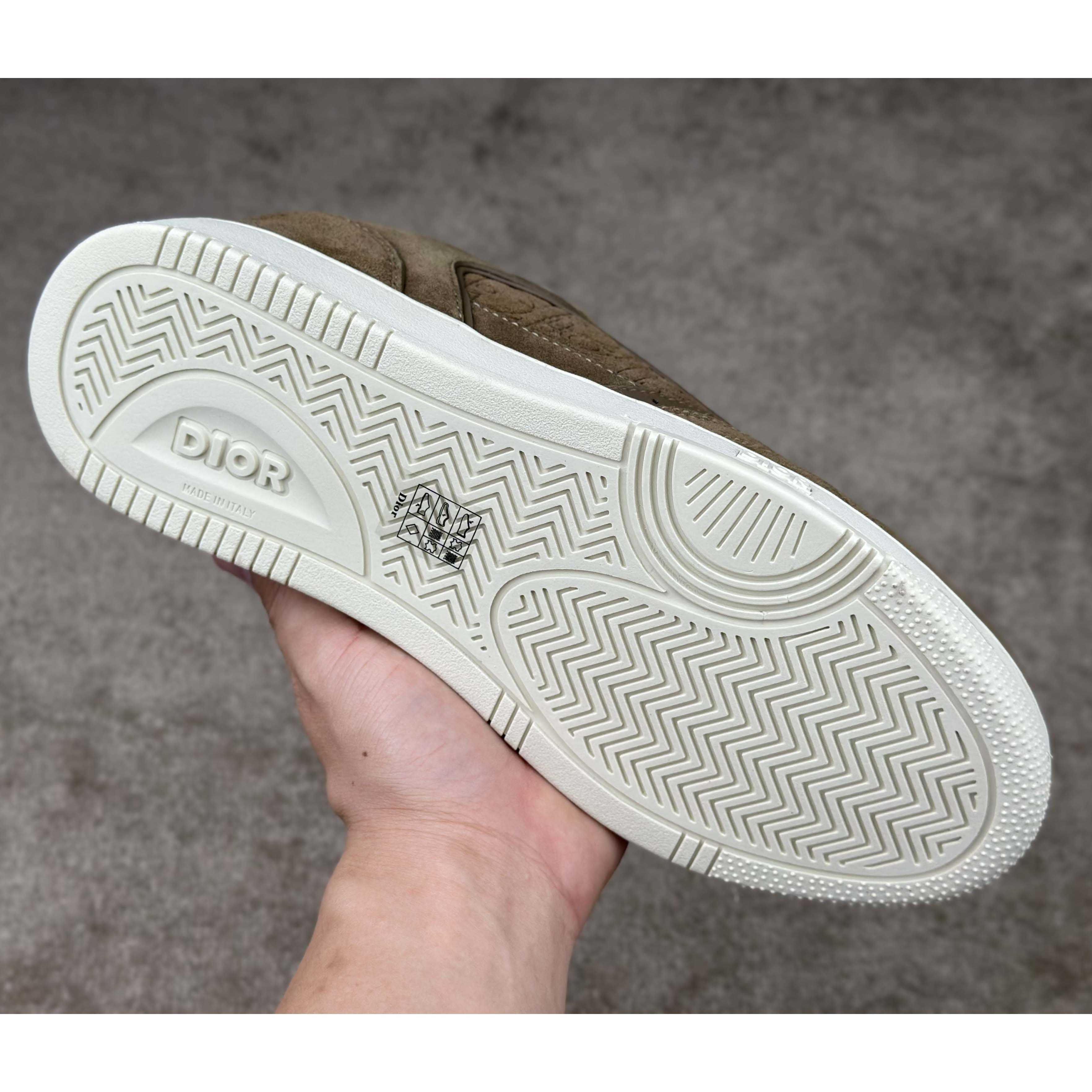 Dior B27 Low-Top Sneaker  - DesignerGu