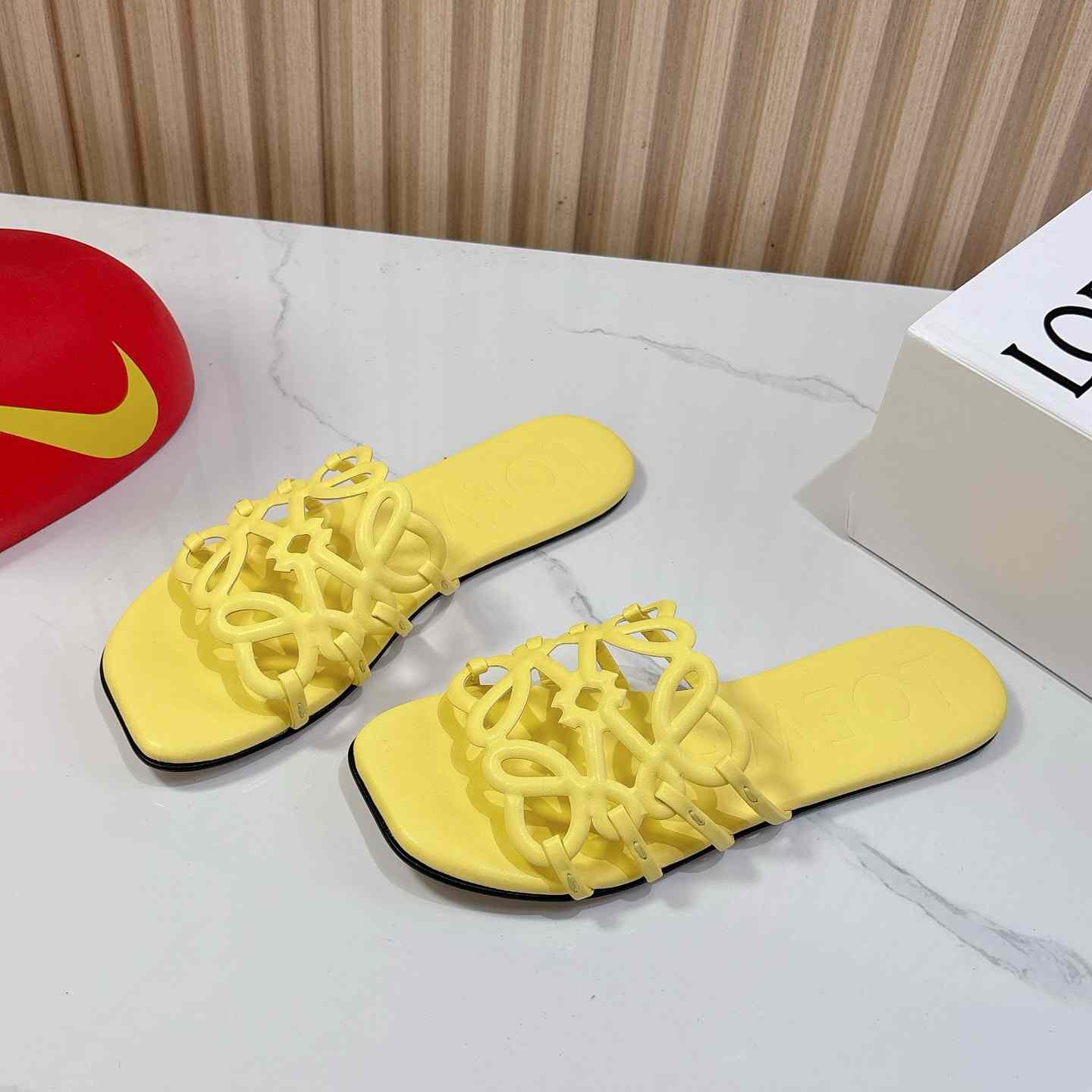 Loewe Petal Anagram Slide In Soft Calfskin - DesignerGu