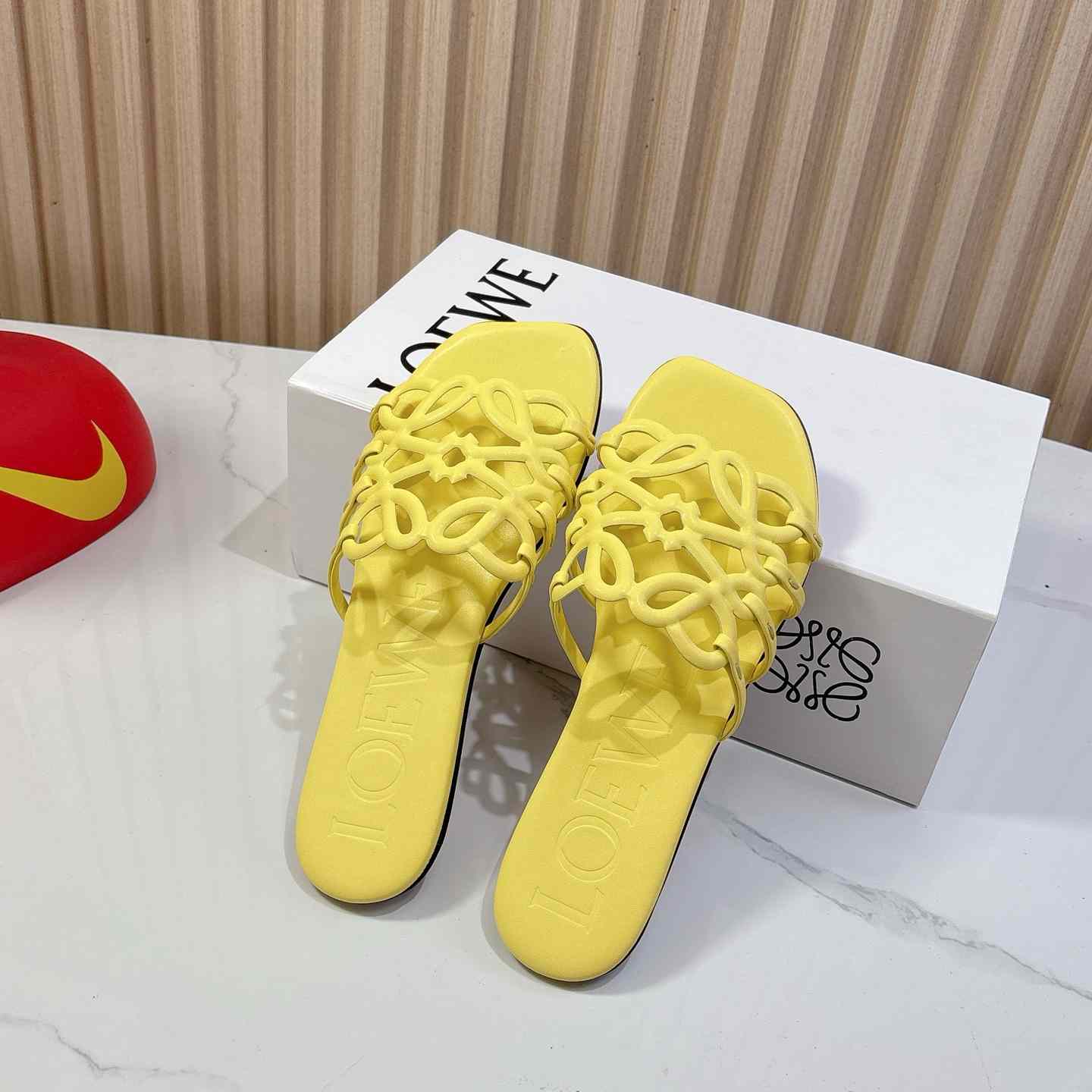 Loewe Petal Anagram Slide In Soft Calfskin - DesignerGu