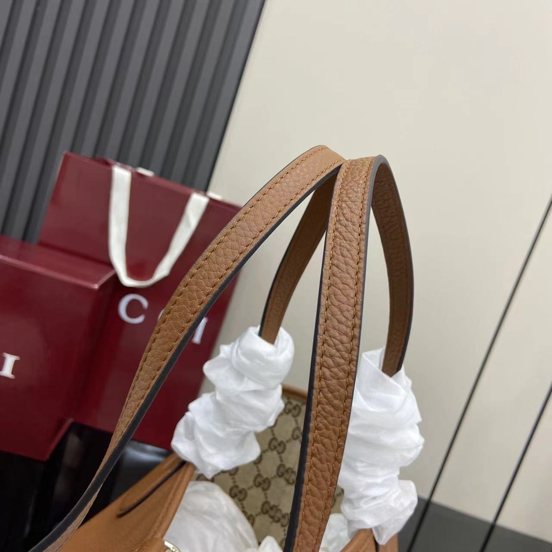 Gucci Totissima Large Reversible Tote Bag - DesignerGu