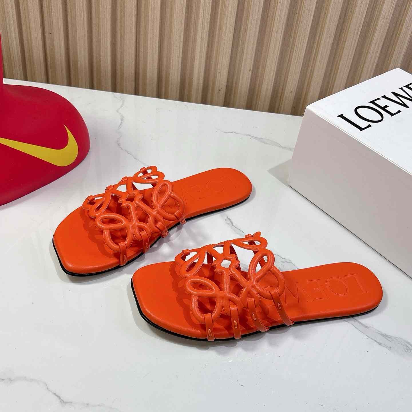 Loewe Petal Anagram Slide In Soft Calfskin - DesignerGu