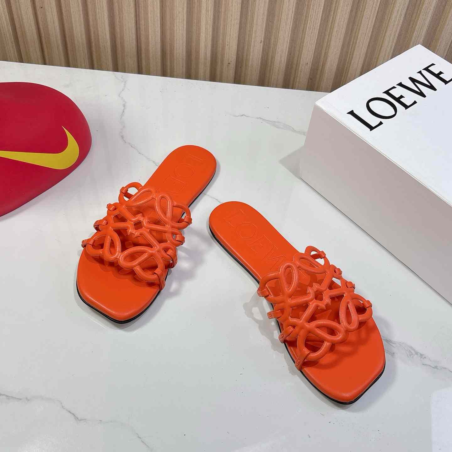 Loewe Petal Anagram Slide In Soft Calfskin - DesignerGu