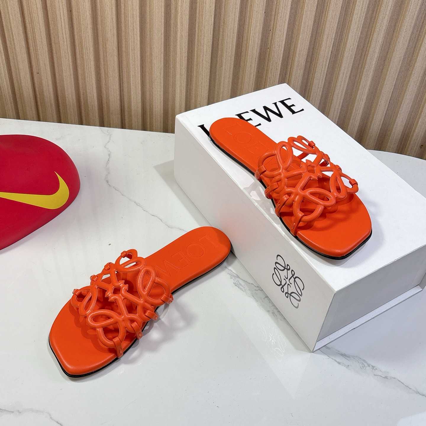 Loewe Petal Anagram Slide In Soft Calfskin - DesignerGu