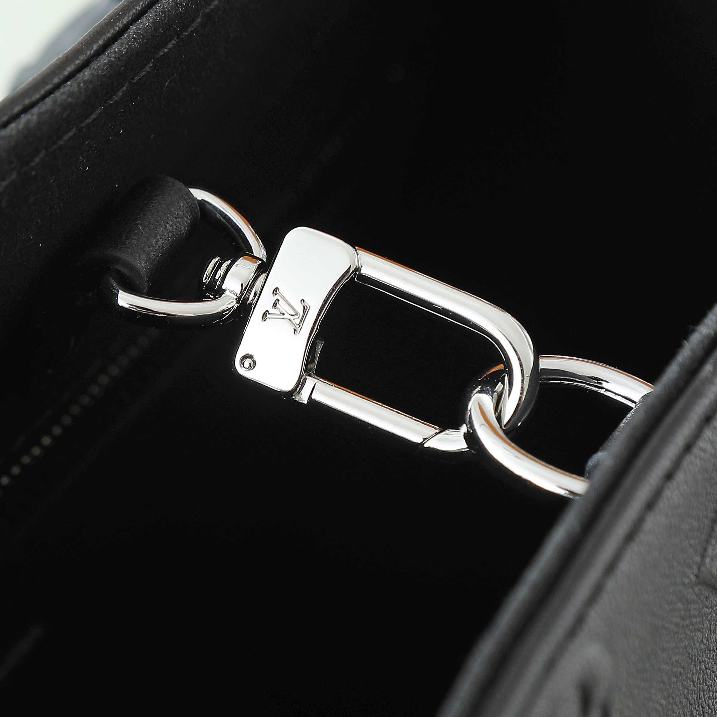 Louis Vuitton OnTheGo PM   M14576 - DesignerGu