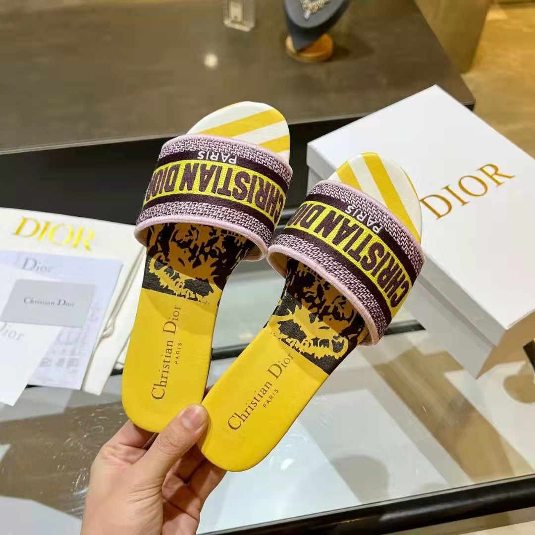 Dior Dway Slide  - DesignerGu