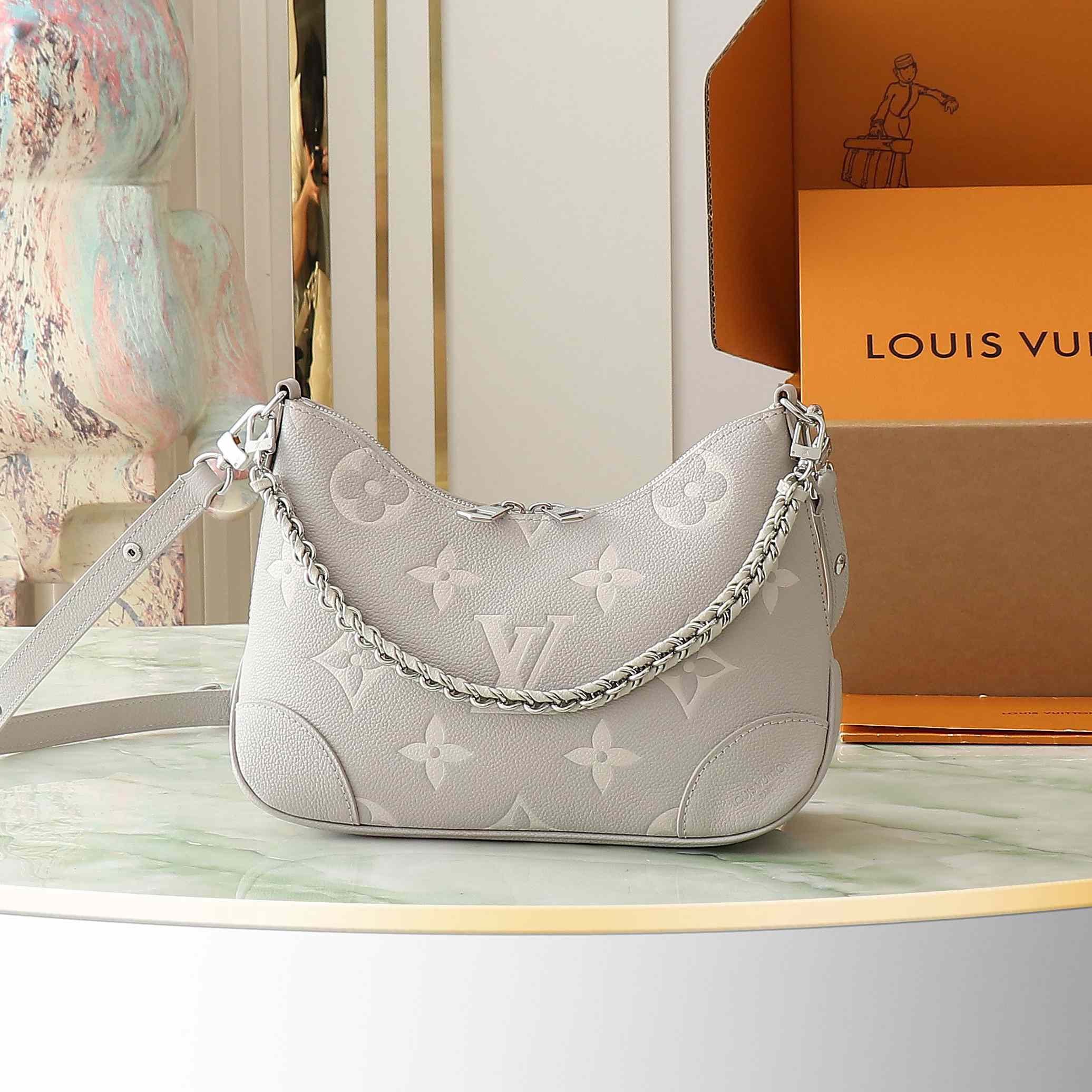 Louis Vuitton Boulogne   M14211 - DesignerGu