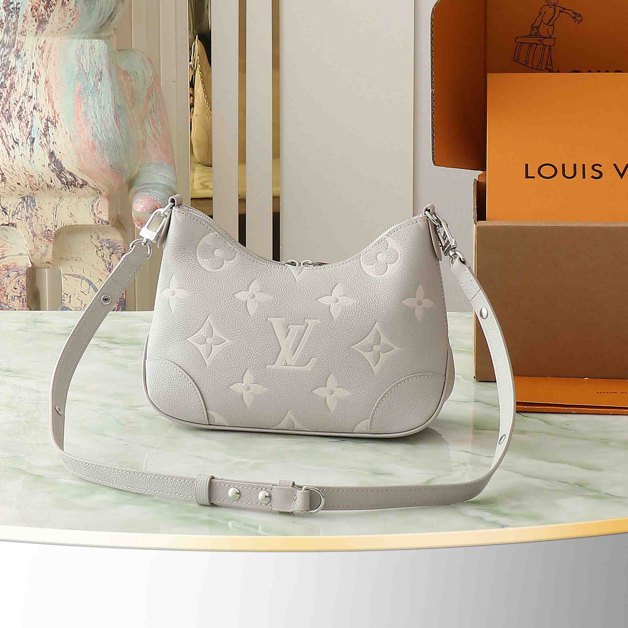 Louis Vuitton Boulogne   M14211 - DesignerGu