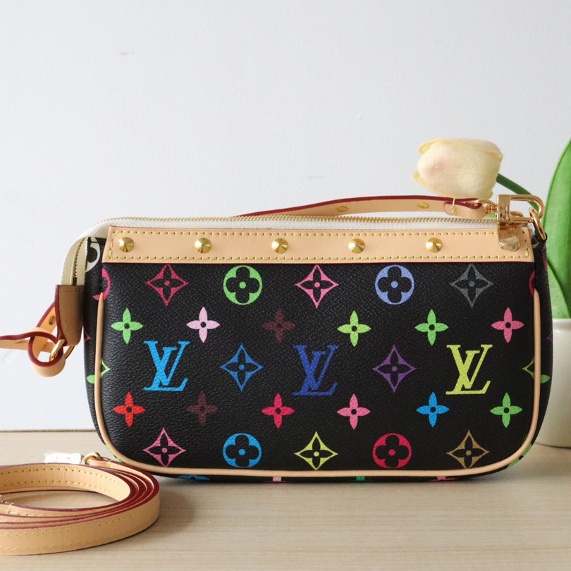  Louis Vuitton Pouch Pochette  22*13cm   M92649 - DesignerGu