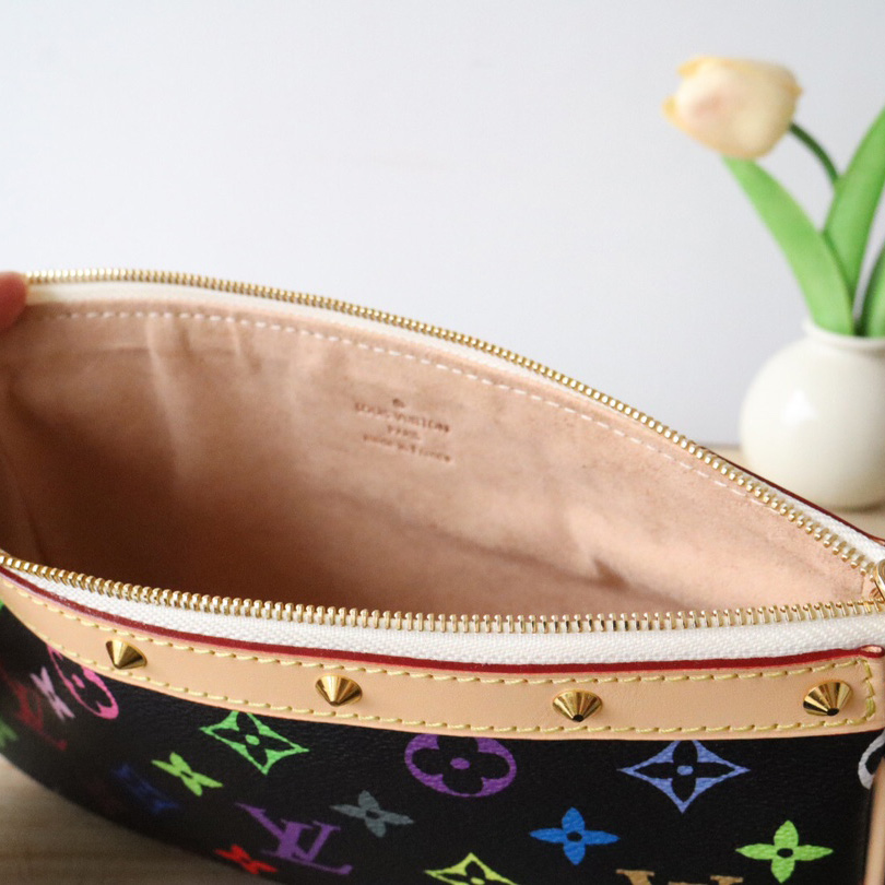  Louis Vuitton Pouch Pochette  22*13cm   M92649 - DesignerGu
