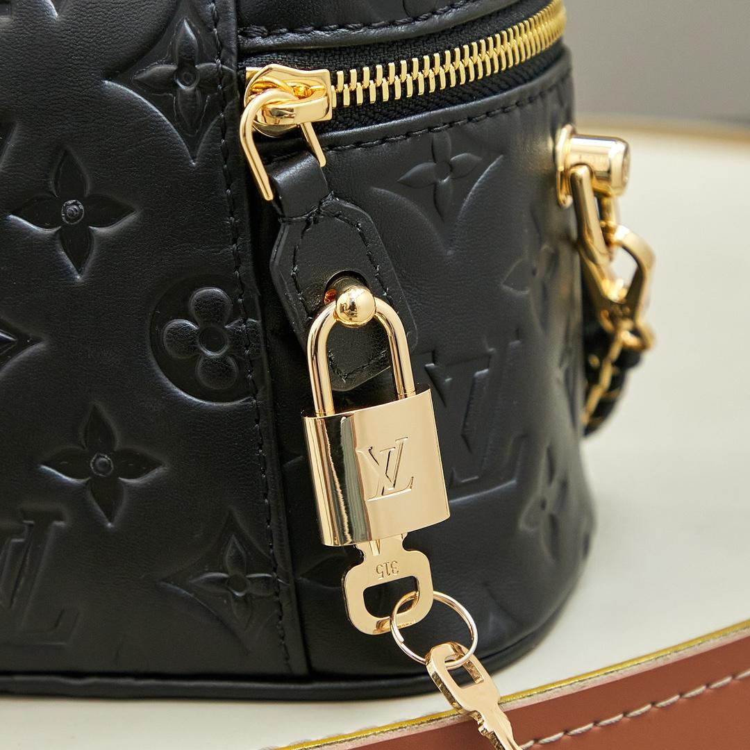 Louis Vuitton Vanity PM   M25123 - DesignerGu