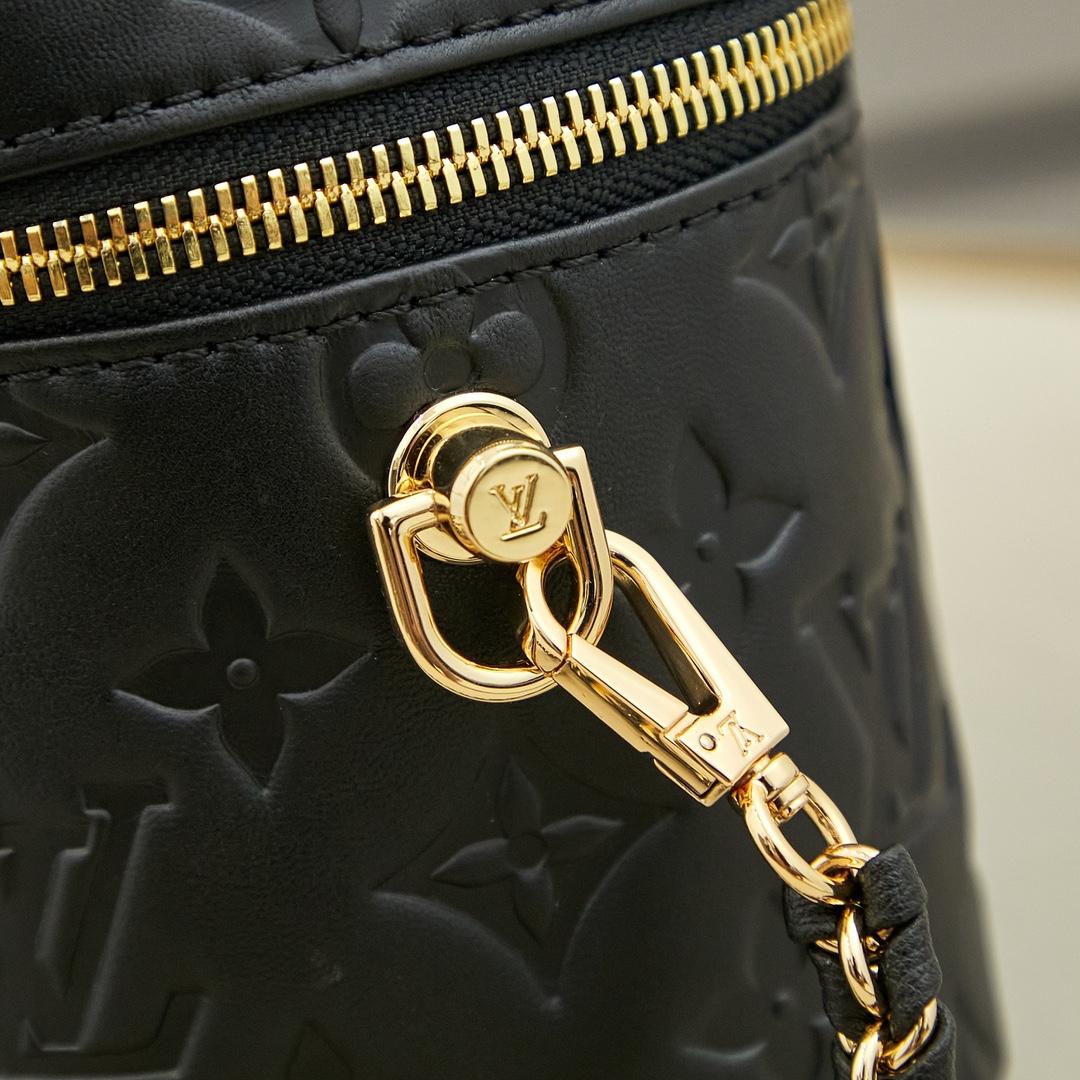 Louis Vuitton Vanity PM   M25123 - DesignerGu