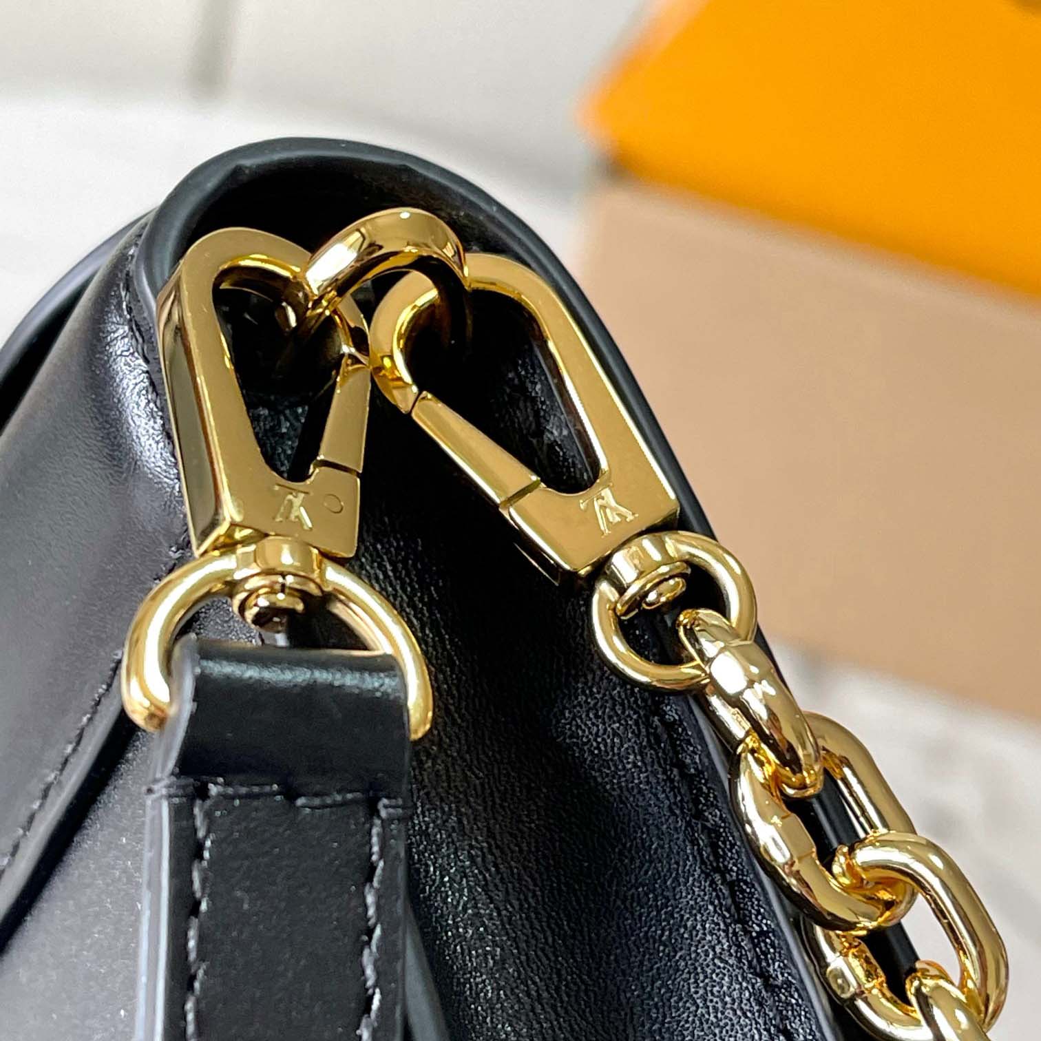 Louis Vuitton Wallet On Chain Capucines   M12143 - DesignerGu