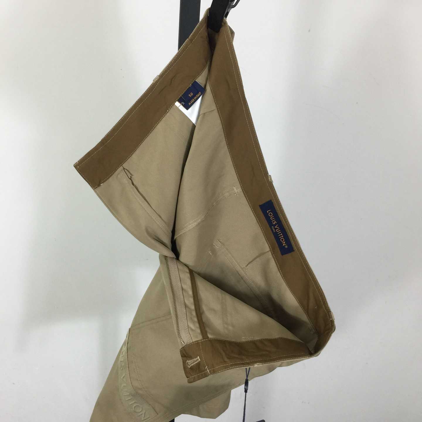 Louis Vuitton Shorts    - DesignerGu