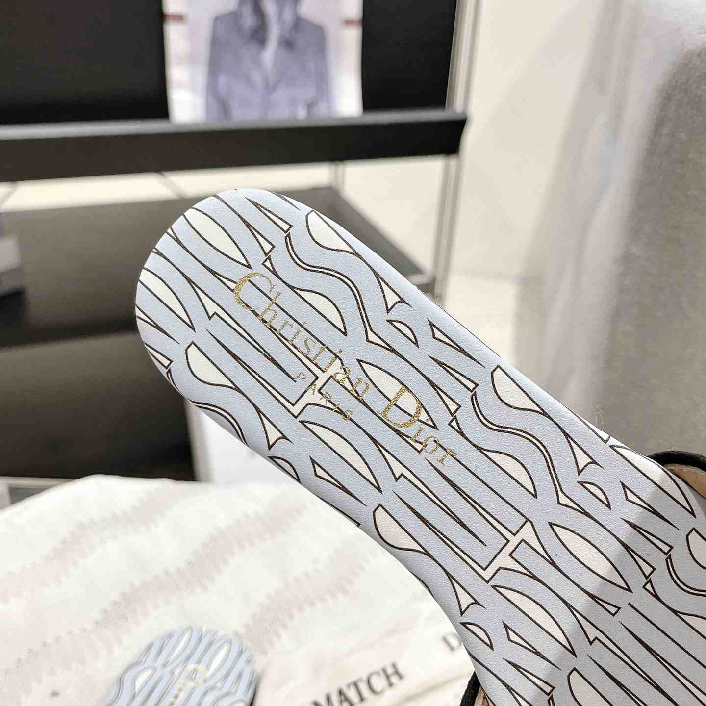 Dior Dway Slide  - DesignerGu