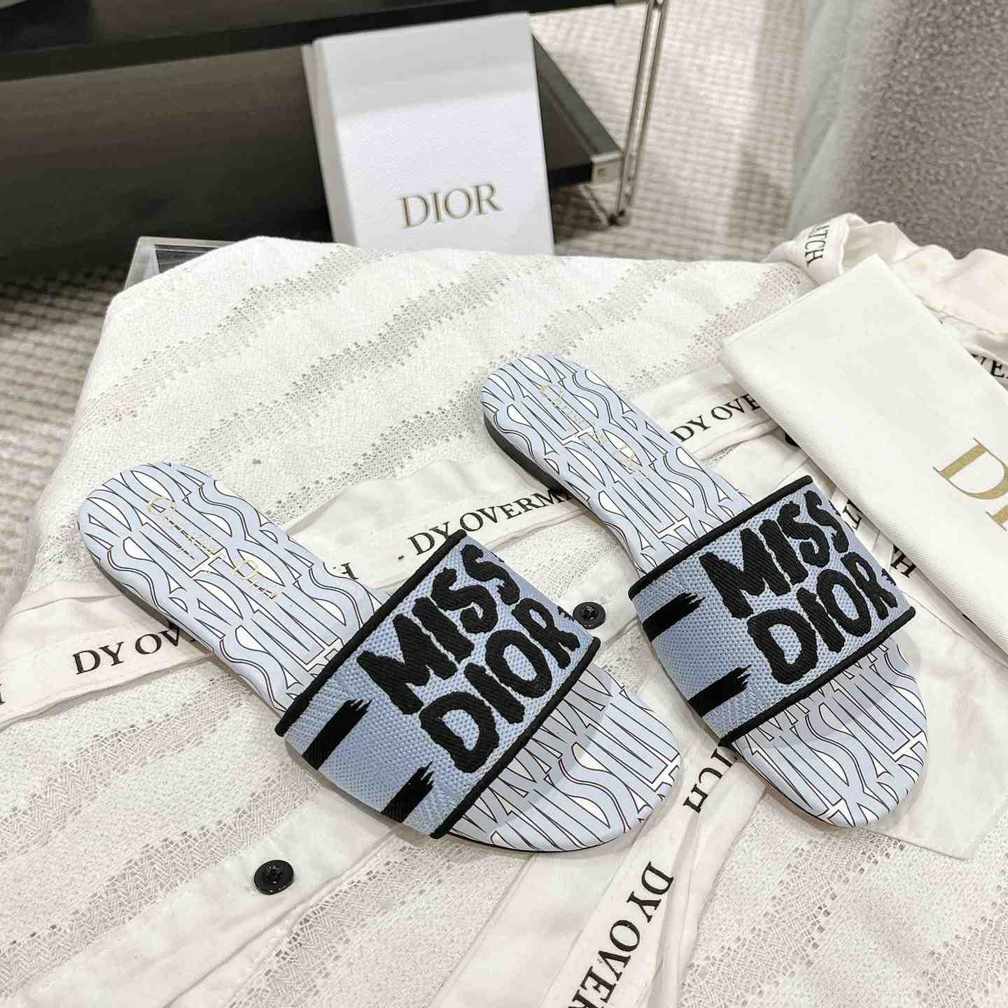 Dior Dway Slide  - DesignerGu
