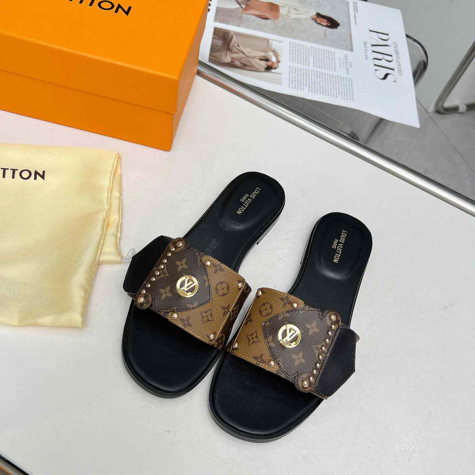 Louis Vuitton LV Frame Flat Mule   1ACXG7 - DesignerGu