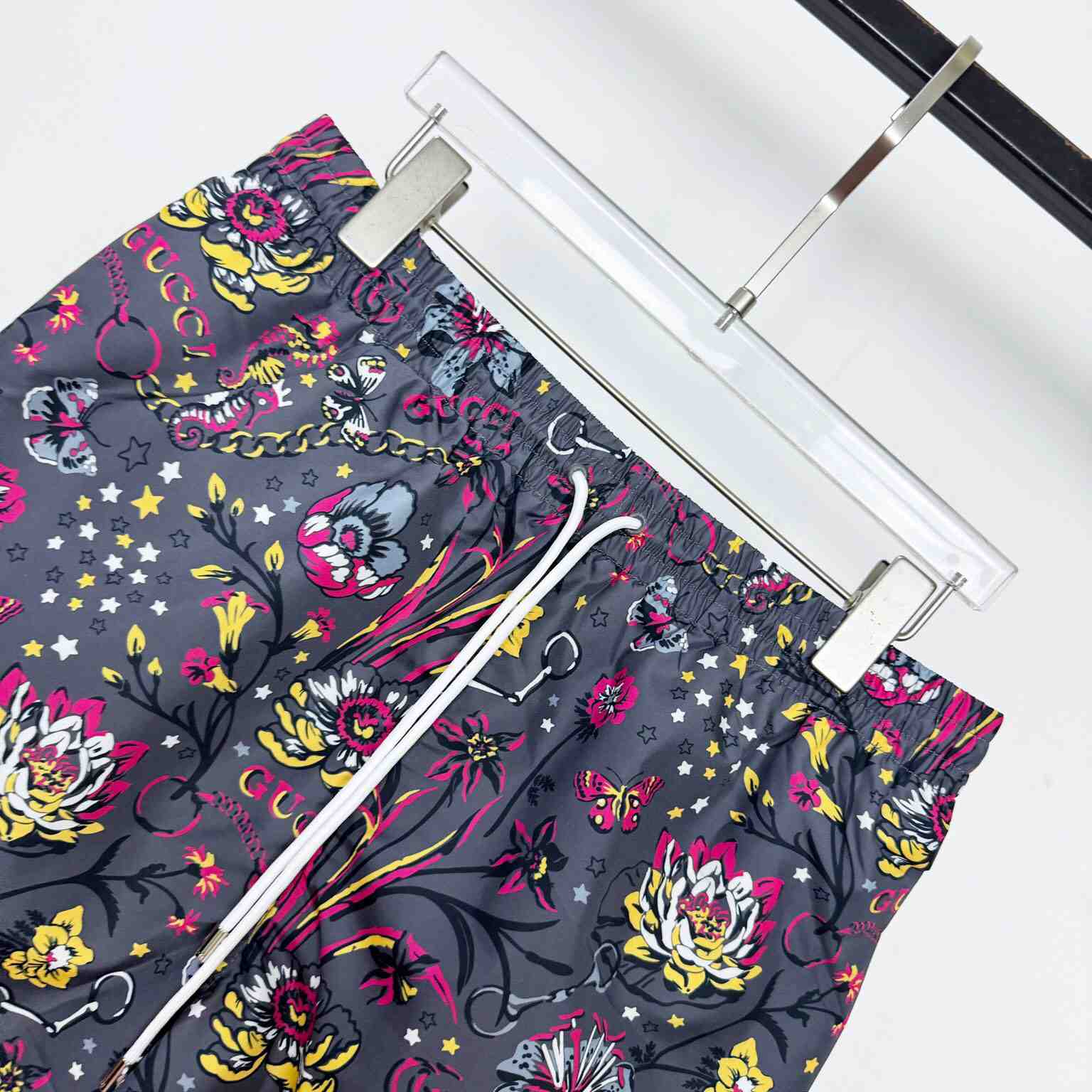 Gucci Punk Floral-print Cotton Short - DesignerGu