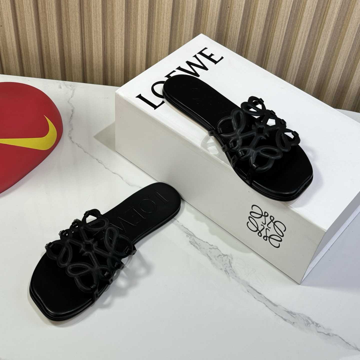 Loewe Petal Anagram Slide In Soft Calfskin - DesignerGu