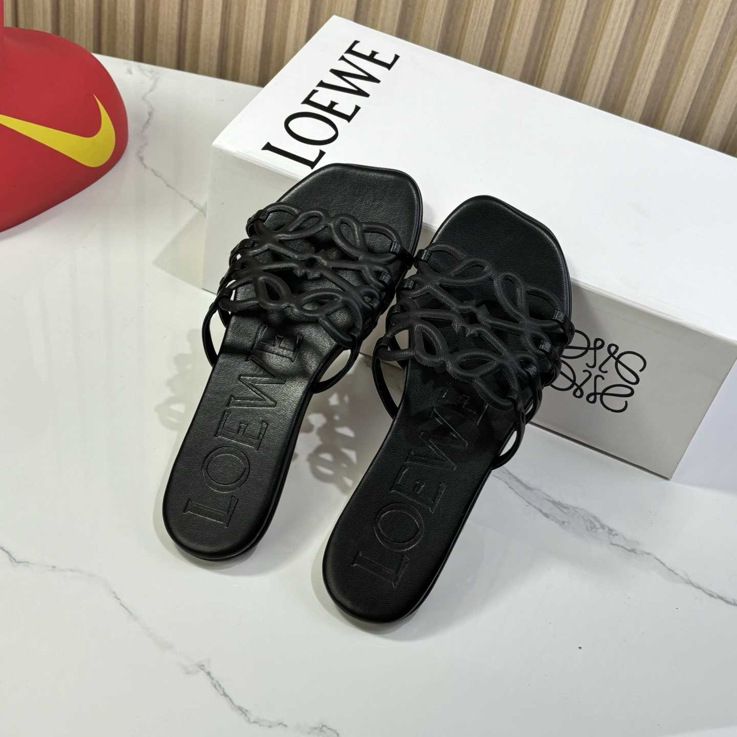 Loewe Petal Anagram Slide In Soft Calfskin - DesignerGu