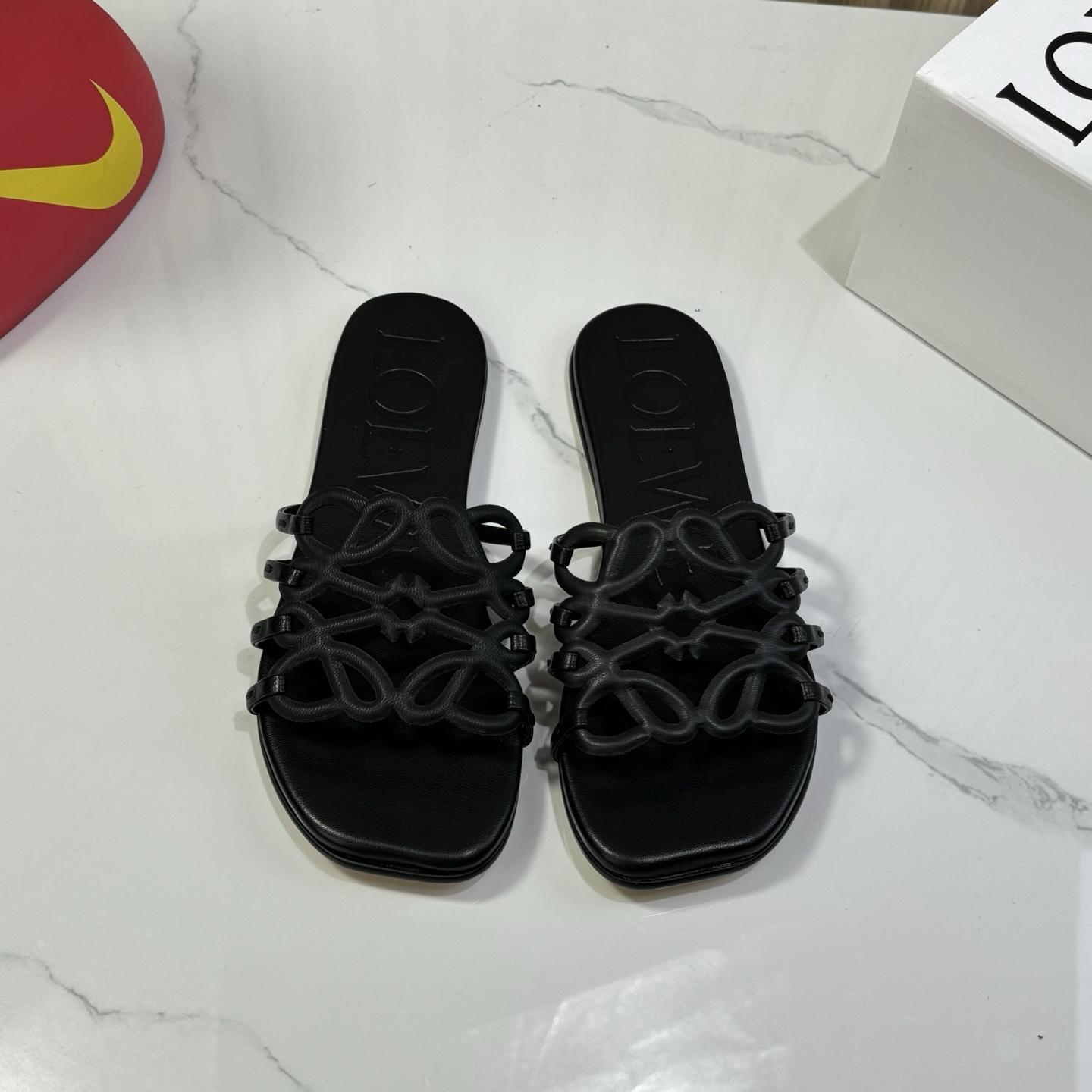 Loewe Petal Anagram Slide In Soft Calfskin - DesignerGu