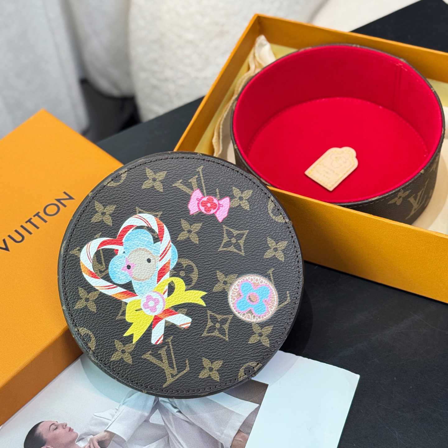 Louis Vuitton Vivienne Candy Box   GI1169 - DesignerGu