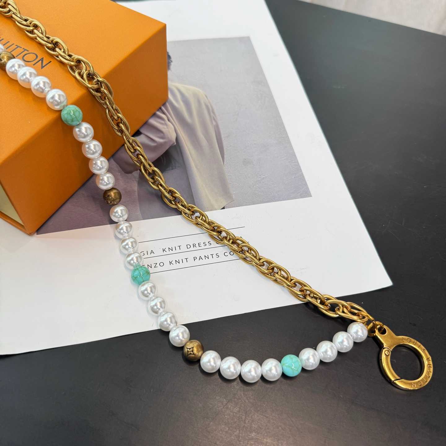 Louis Vuitton Pearls Chain Belt and Bag Charm   M02097 - DesignerGu