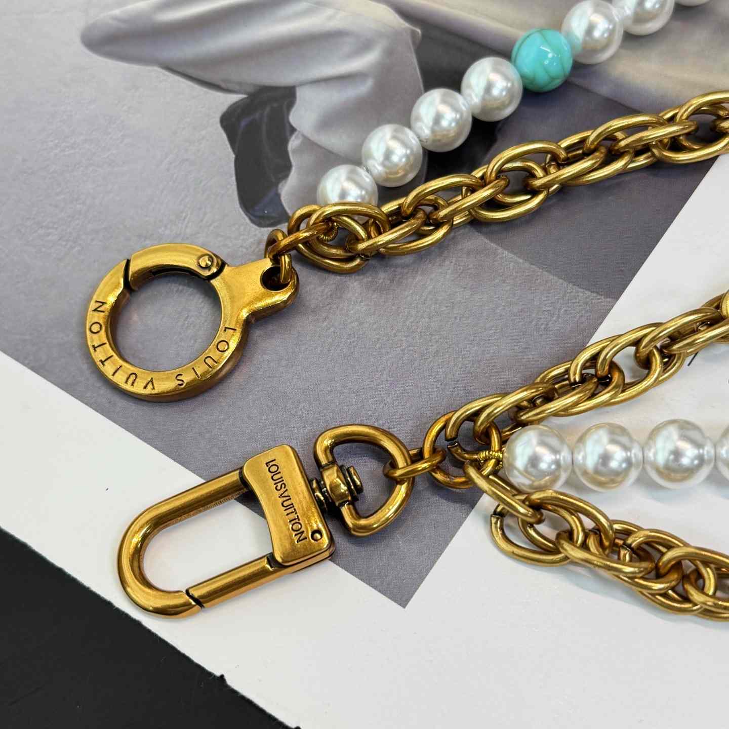 Louis Vuitton Pearls Chain Belt and Bag Charm   M02097 - DesignerGu