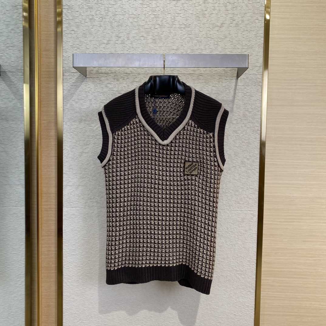 Louis Vuitton Cotton Jacquard Vest   1AHC37 - DesignerGu