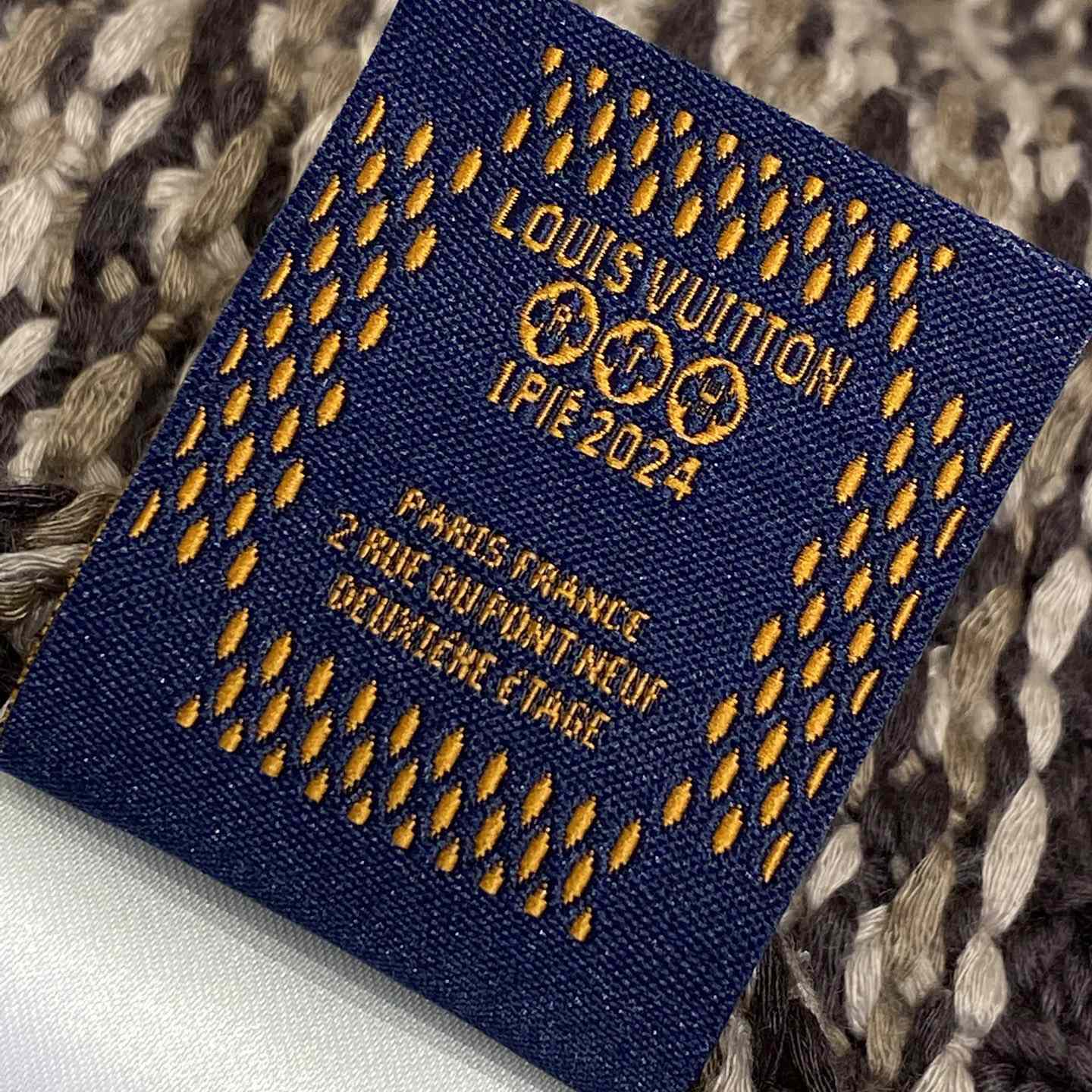 Louis Vuitton Cotton Jacquard Vest   1AHC37 - DesignerGu