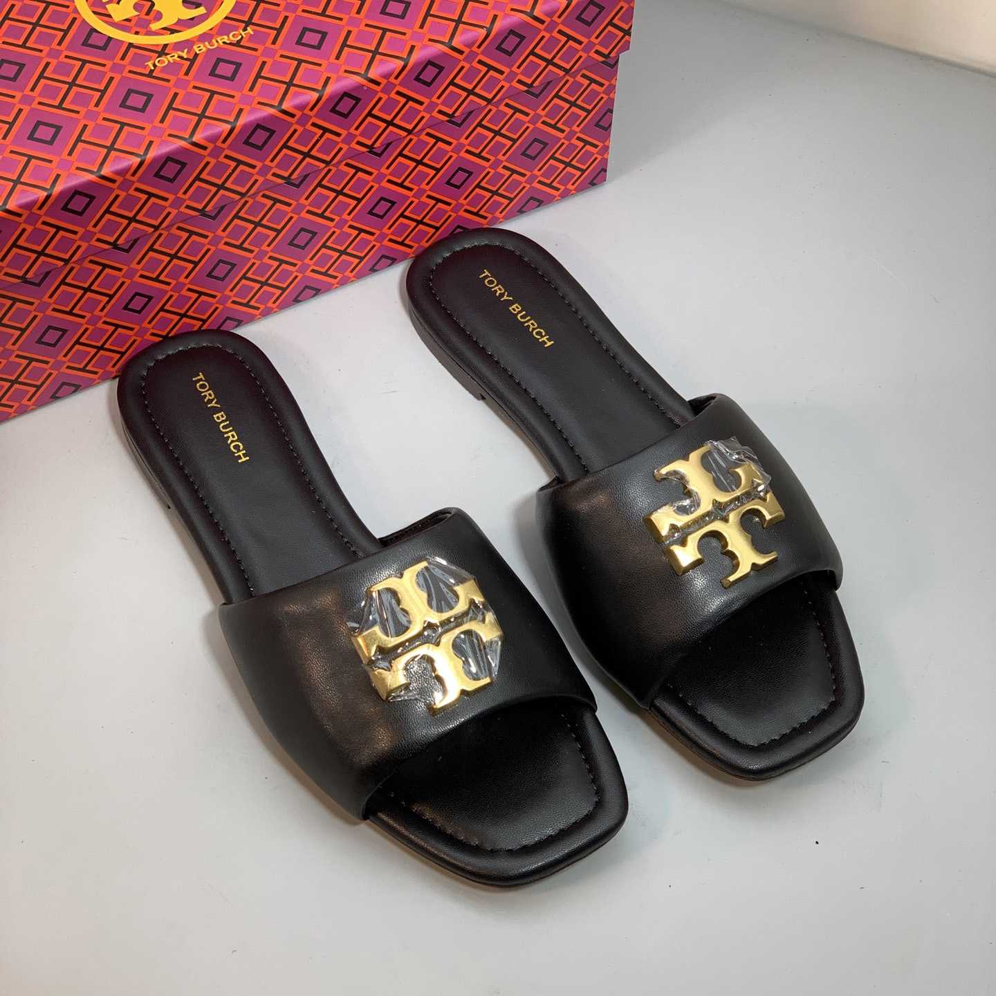 Tory Burch Eleanor Slide Sandal - DesignerGu