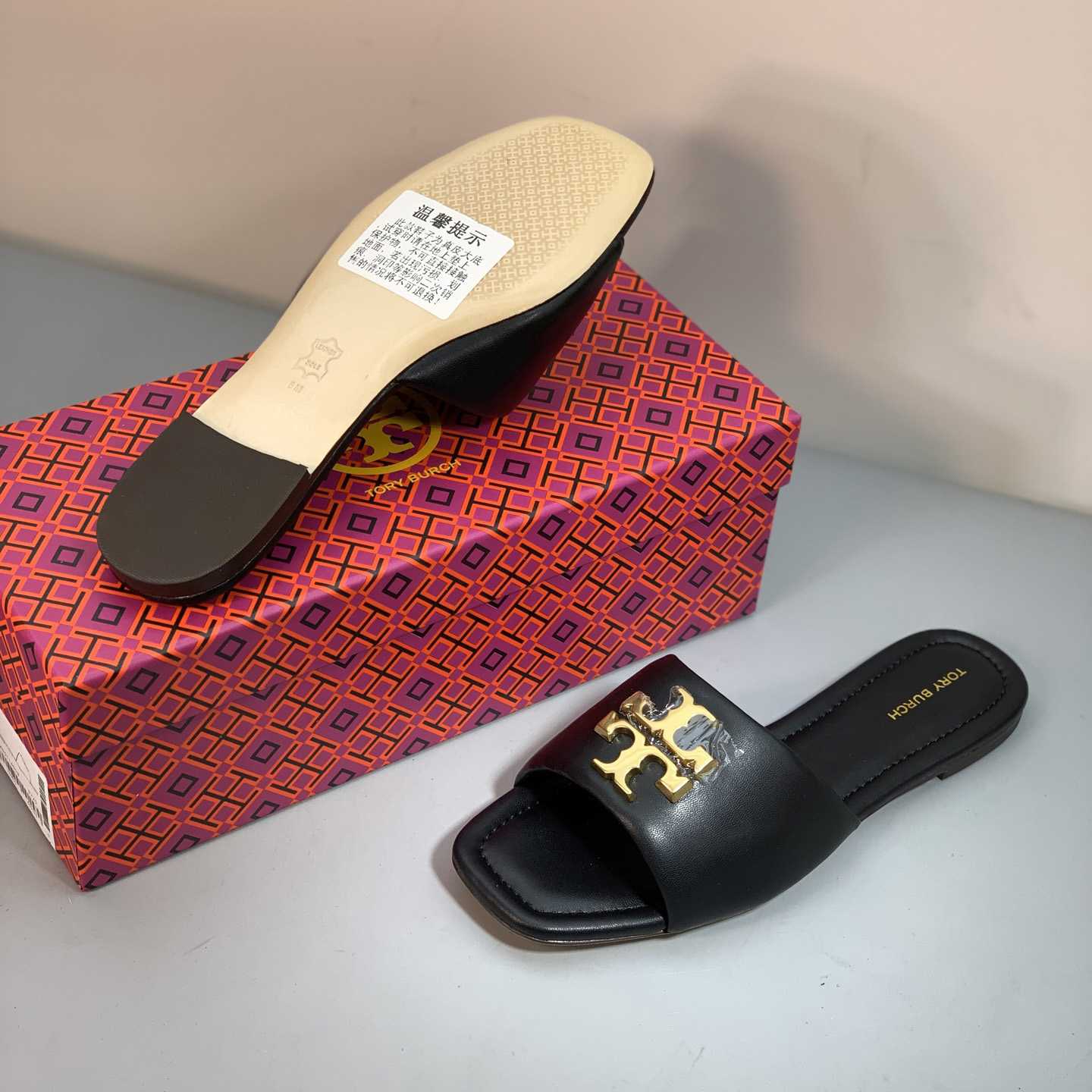 Tory Burch Eleanor Slide Sandal - DesignerGu