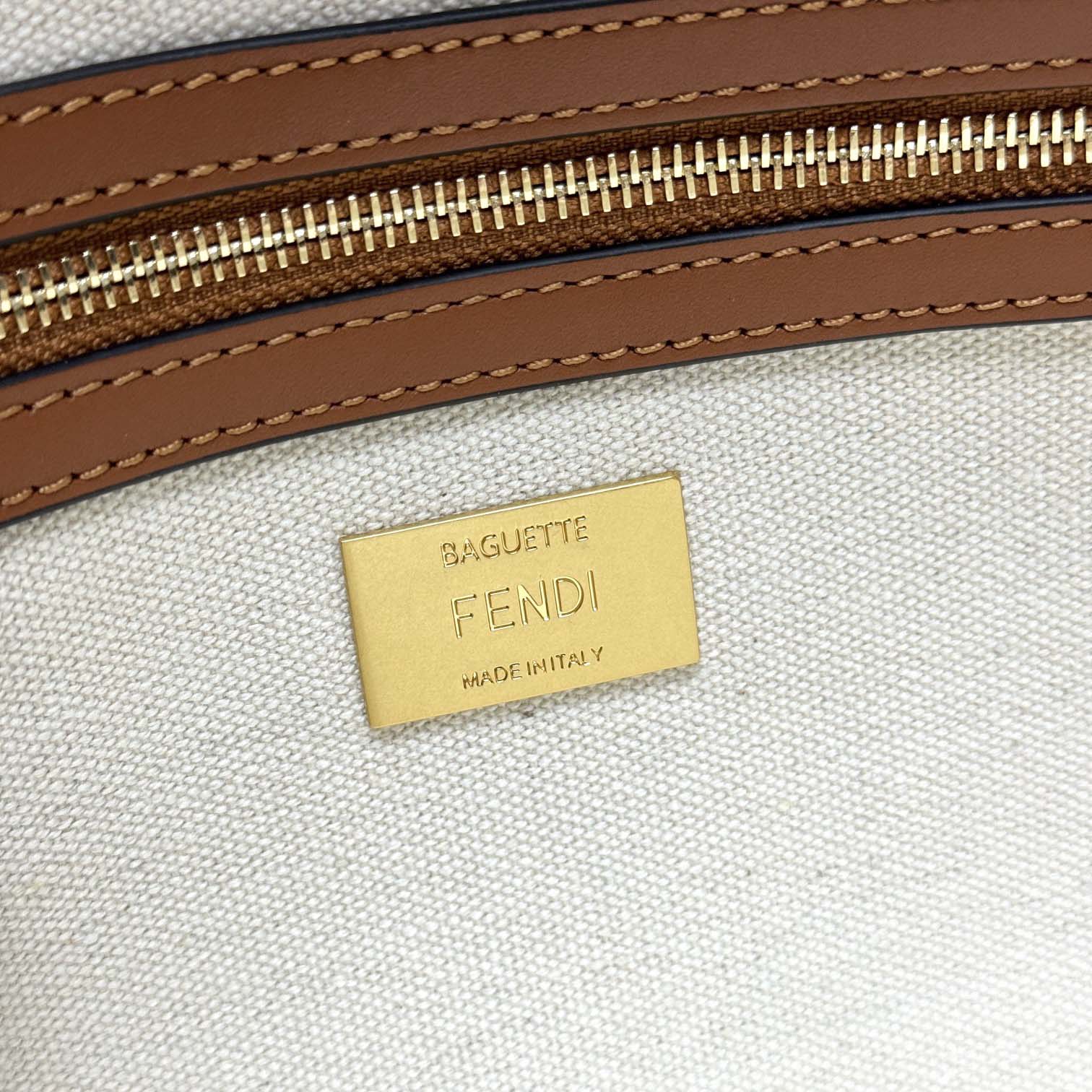 Fendi Baguette Mini  26x13x6cm - DesignerGu