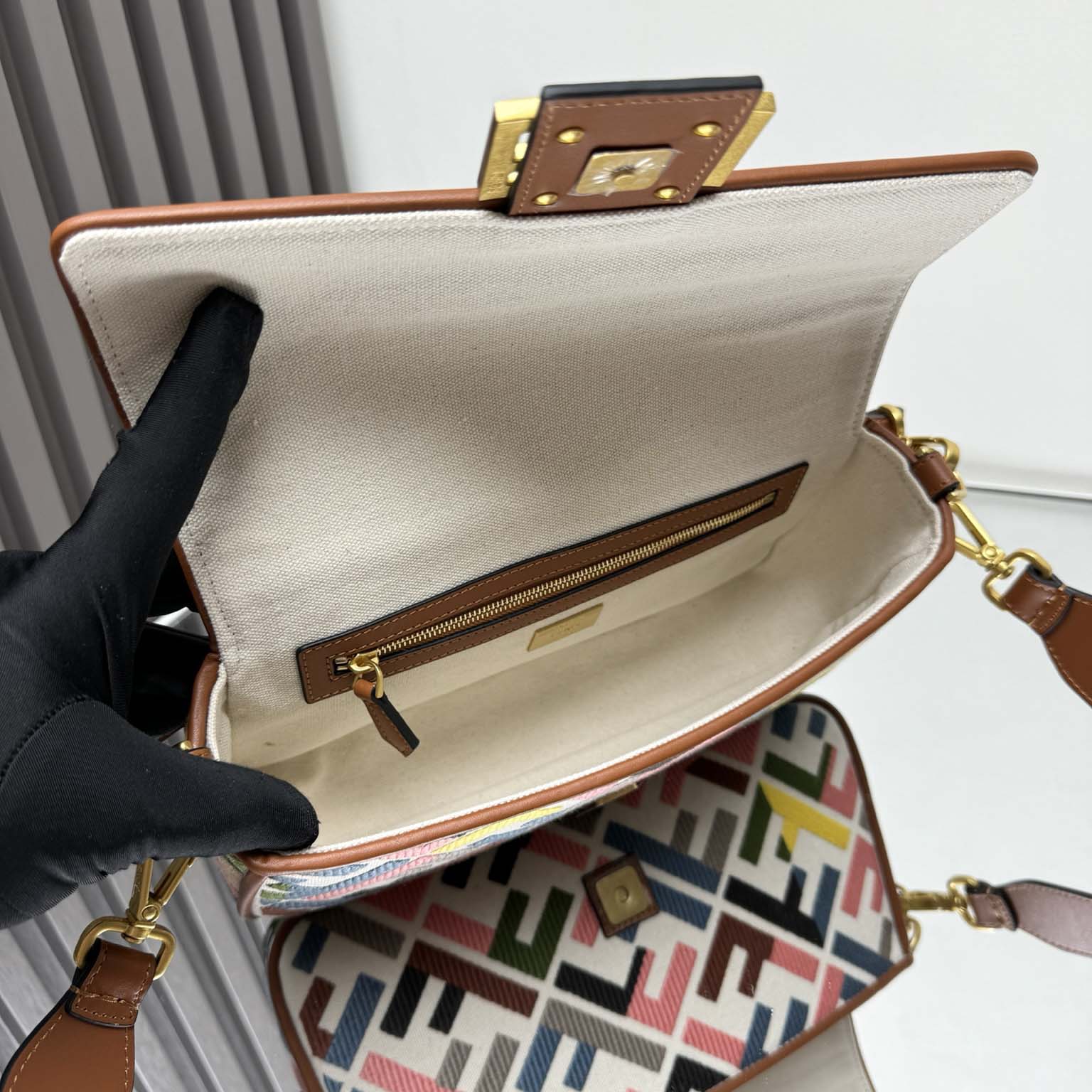 Fendi Baguette Mini  26x13x6cm - DesignerGu