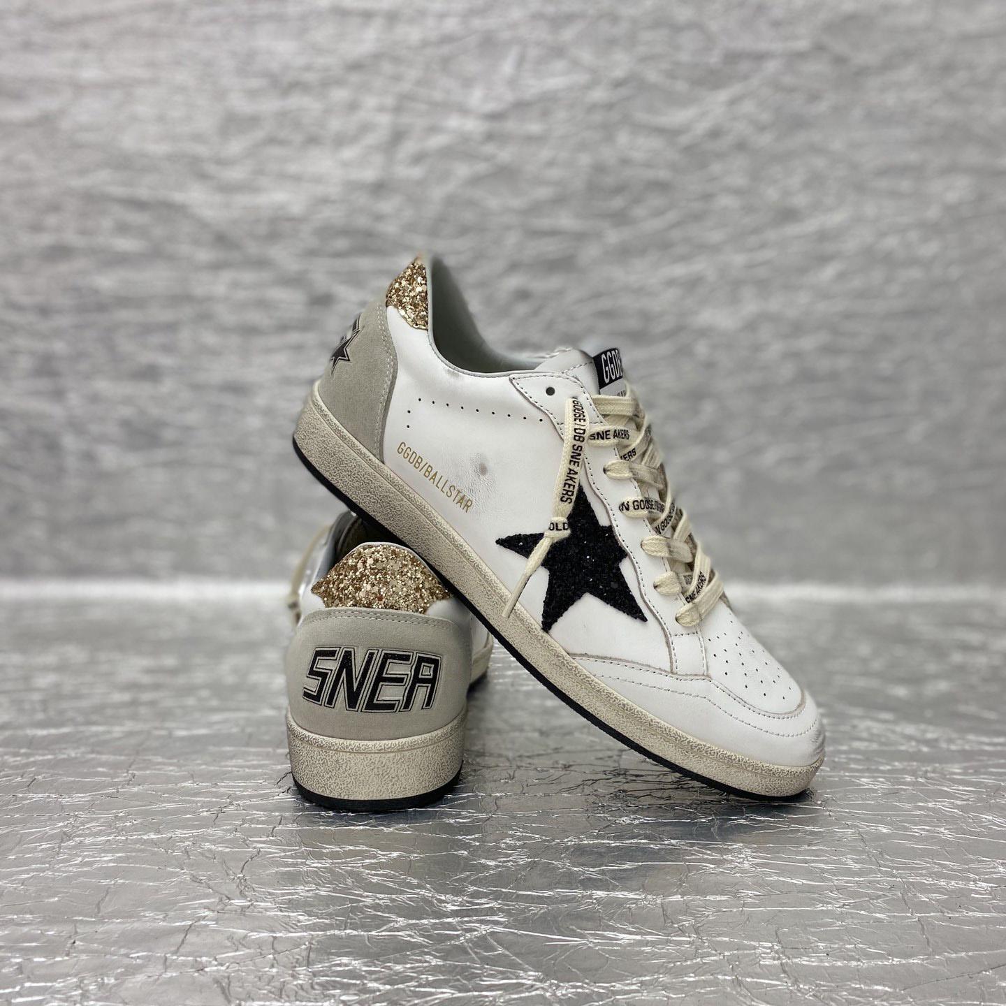 Golden Goose Sneakers - DesignerGu