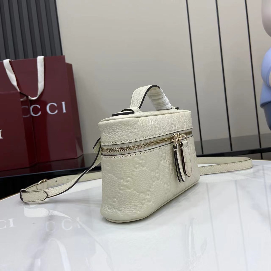 Gucci GG Emblem Small Bag - DesignerGu
