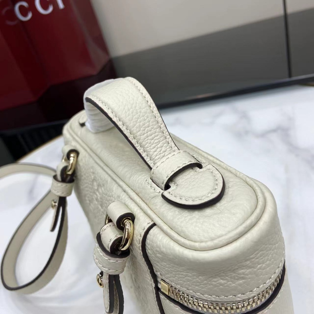 Gucci GG Emblem Small Bag - DesignerGu