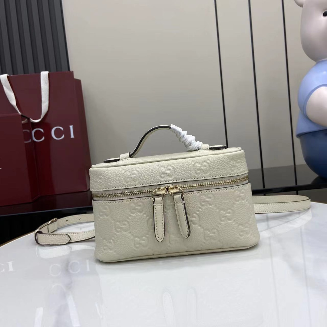 Gucci GG Emblem Small Bag - DesignerGu