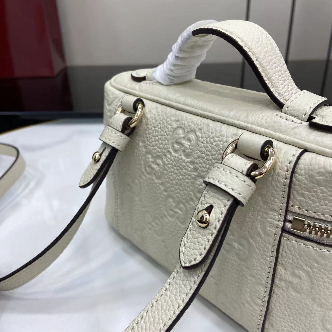Gucci GG Emblem Small Bag - DesignerGu