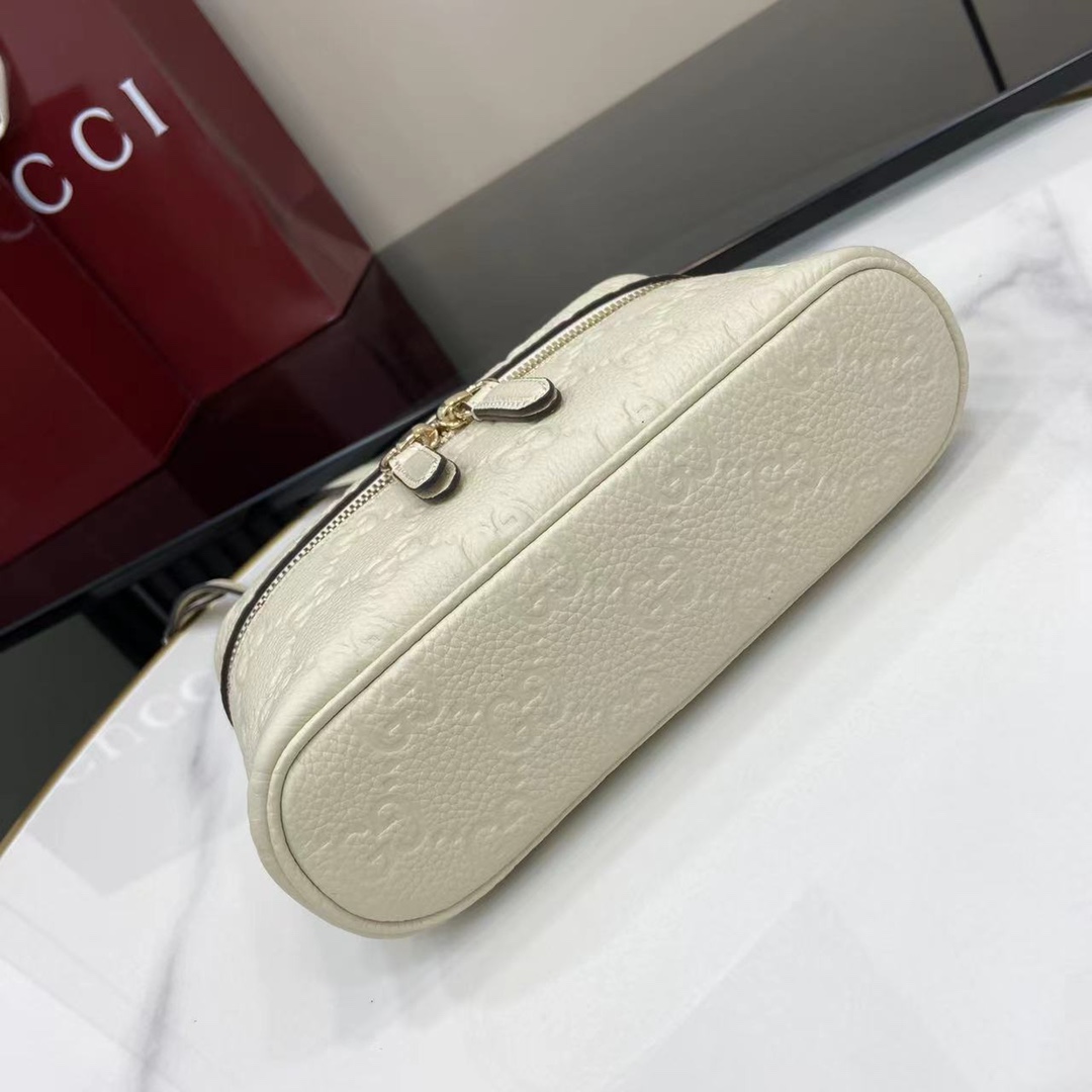 Gucci GG Emblem Small Bag - DesignerGu