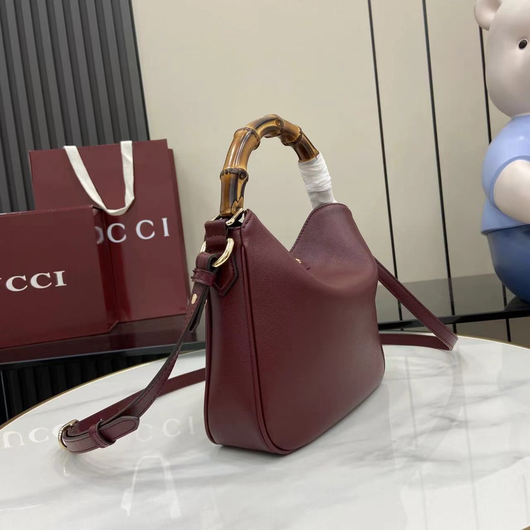 Gucci Diana Small Shoulder Bag - DesignerGu
