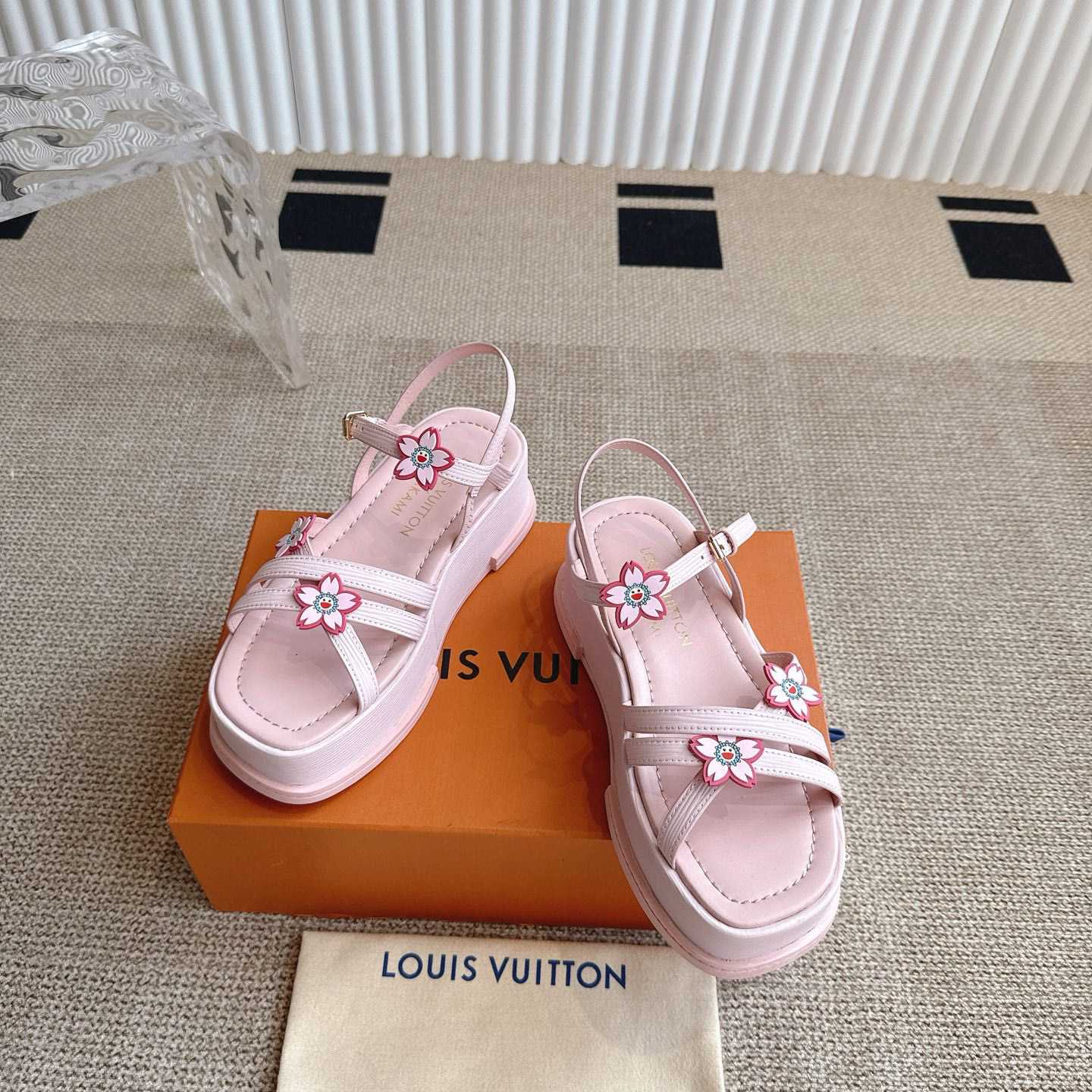 Louis Vuitton LV x TM Maya Platform Sandal  1AGWO2 - DesignerGu