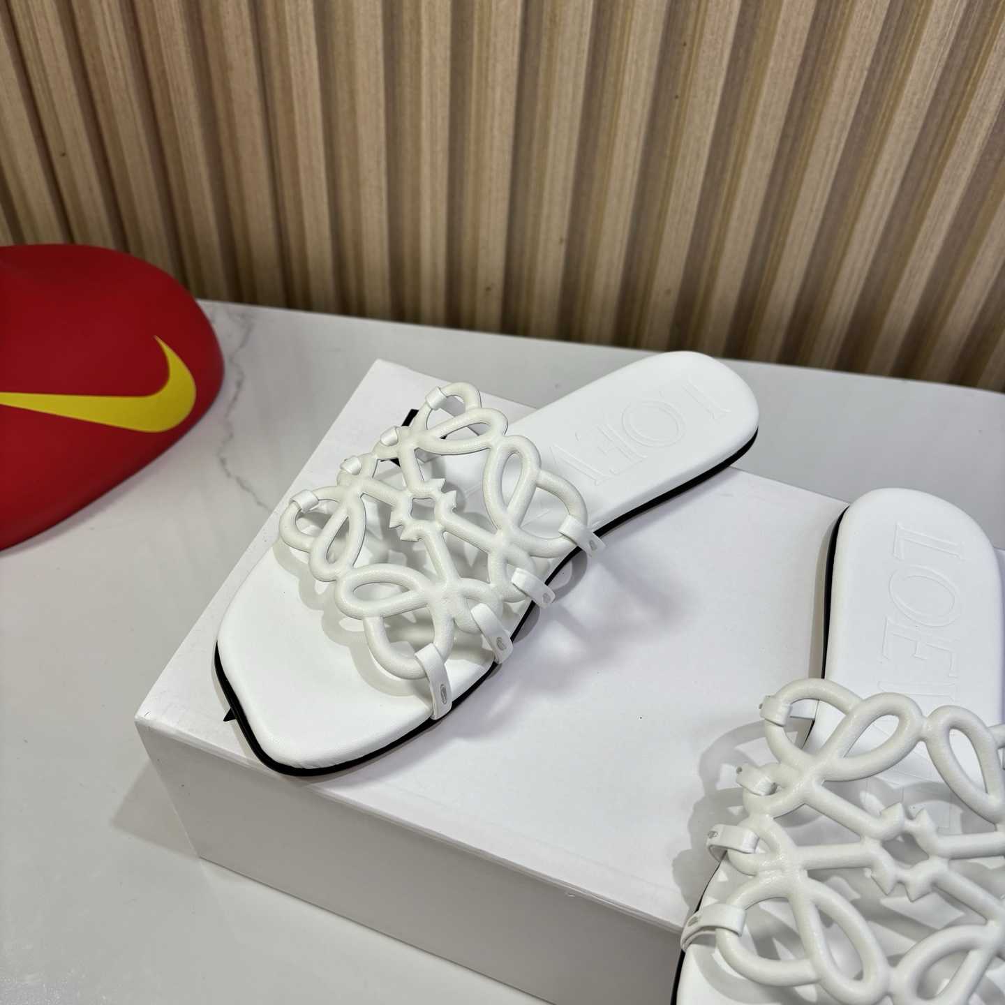 Loewe Petal Anagram Slide In Soft Calfskin - DesignerGu