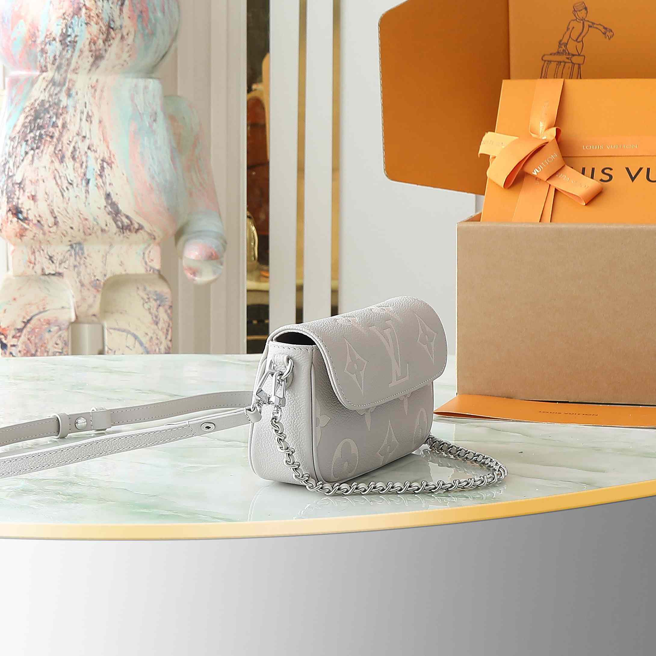 Louis Vuitton Wallet on Chain Ivy    M14225 - DesignerGu