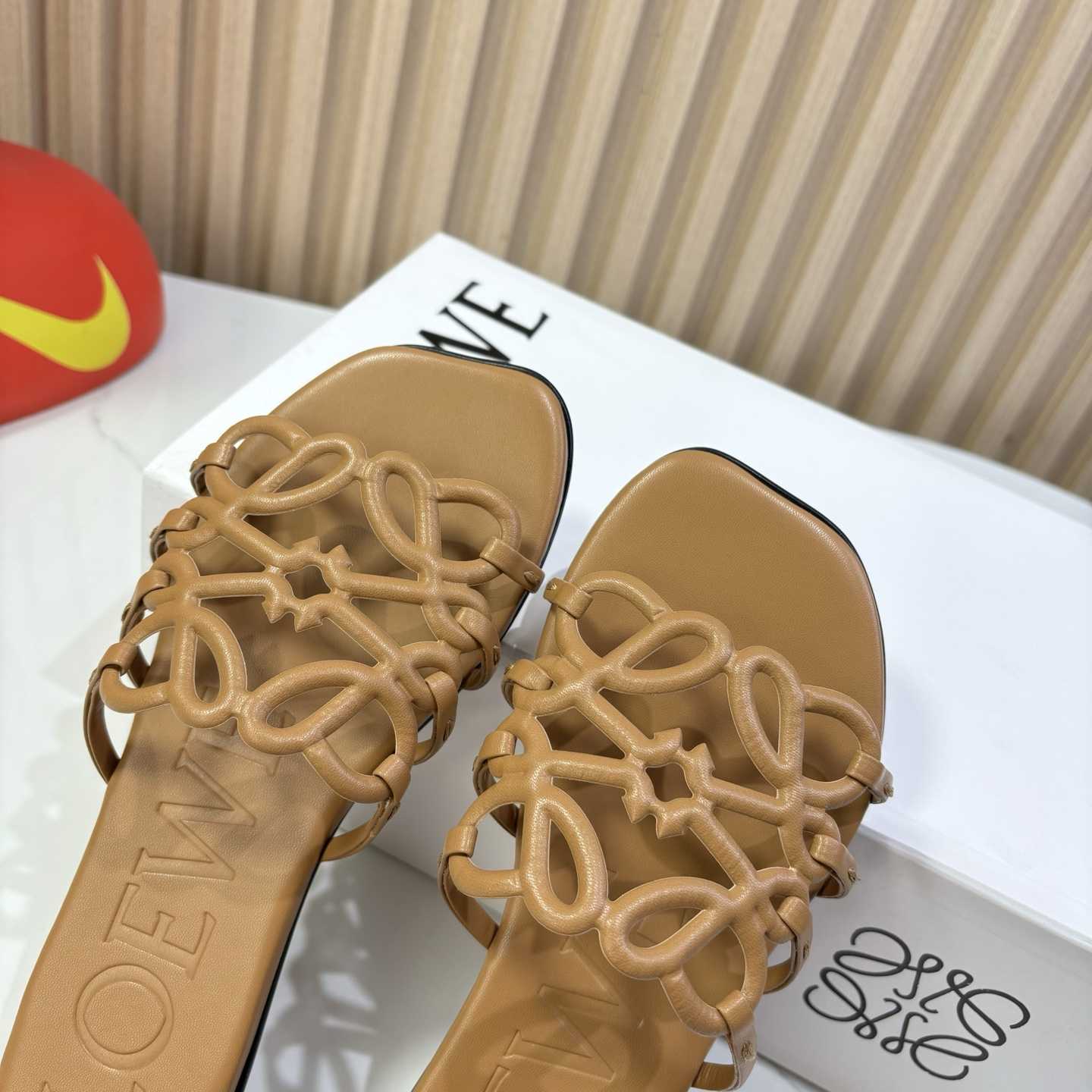 Loewe Petal Anagram Slide In Soft Calfskin - DesignerGu