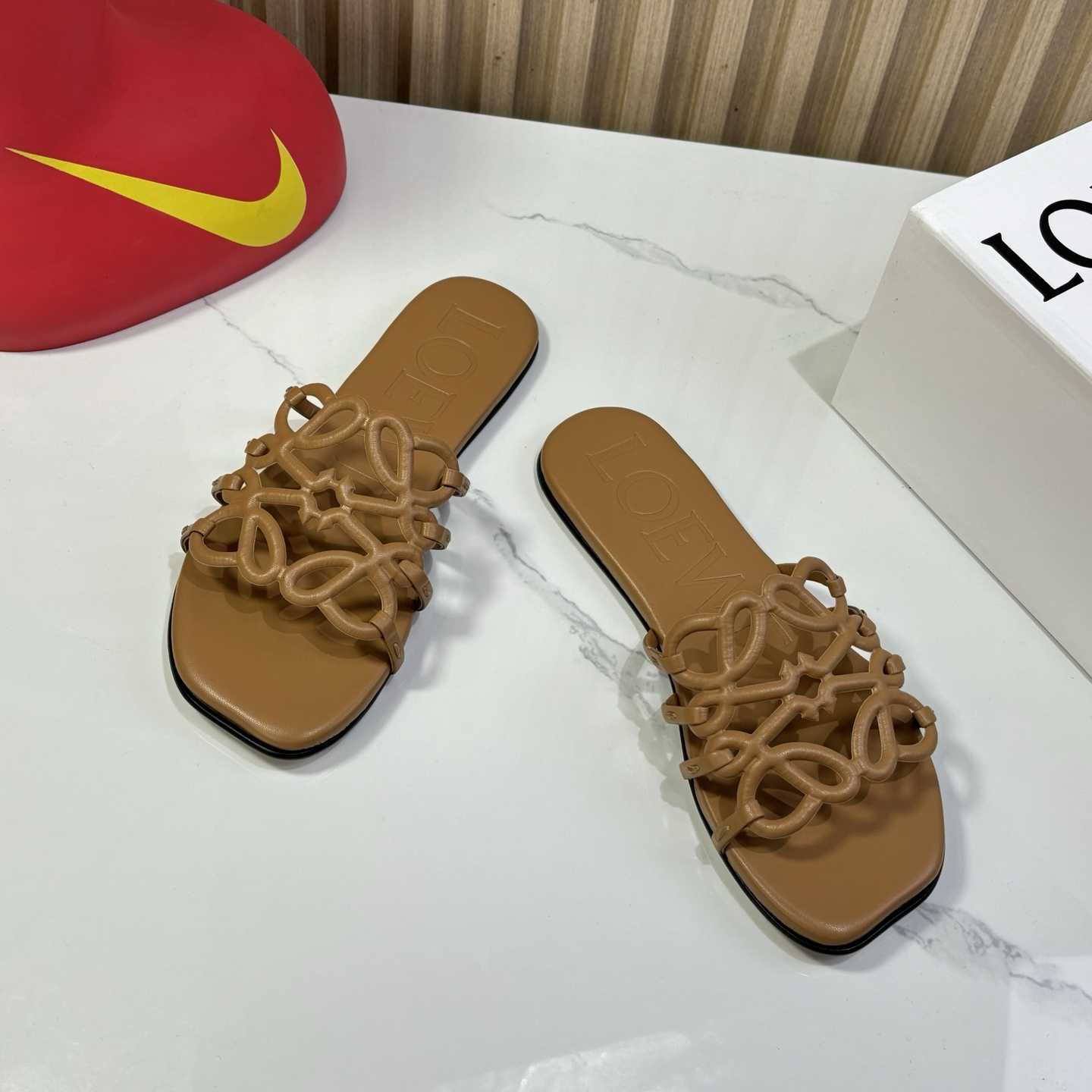 Loewe Petal Anagram Slide In Soft Calfskin - DesignerGu